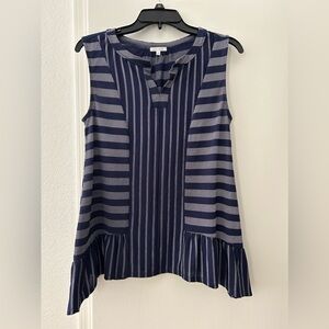 Ava James Navy Blue Sleeveless Tunic Top. Size Medium.